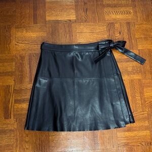 Aritzia Wilfred Free Black Spurlock Wrap Skirt M